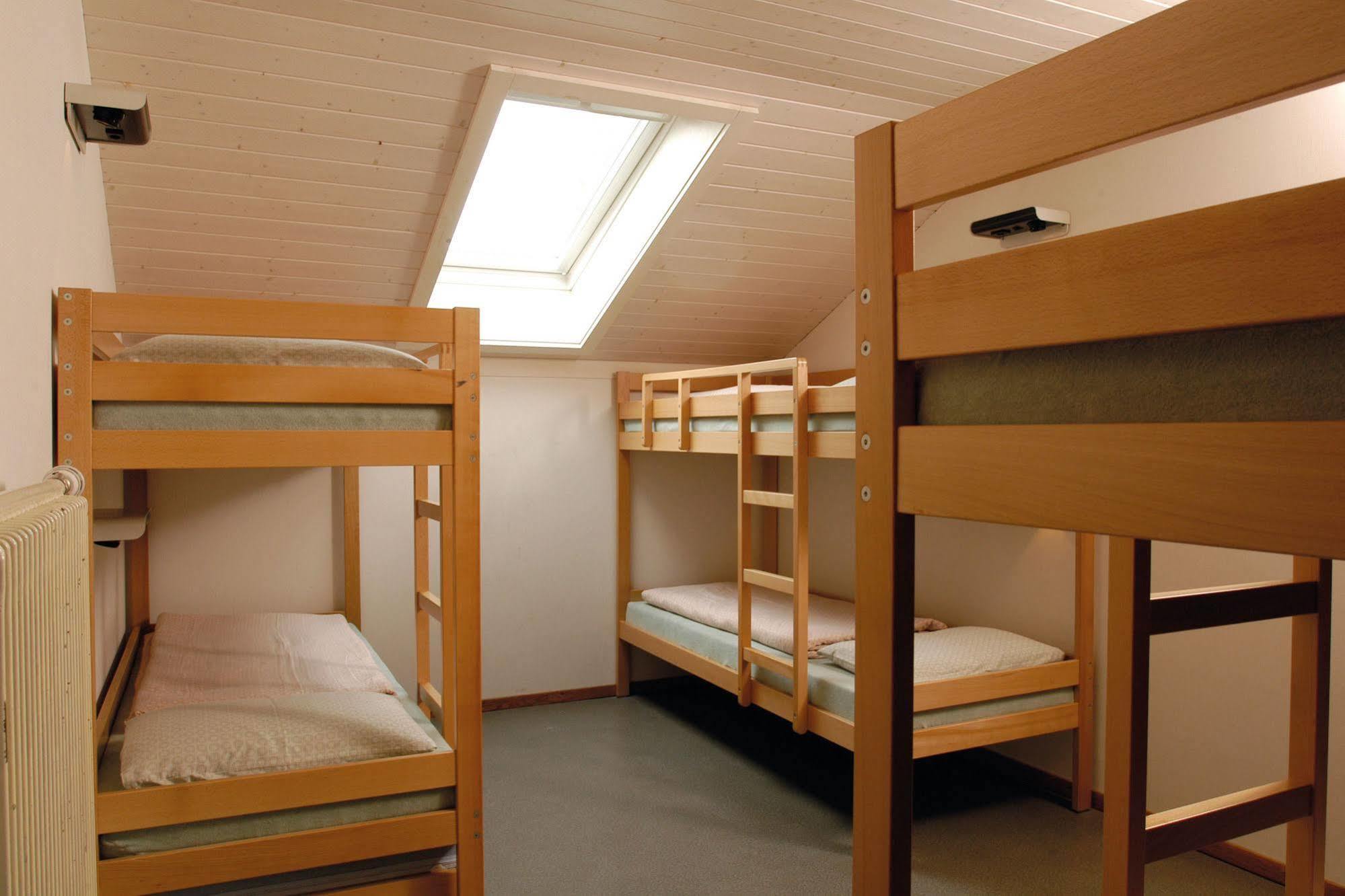 Youth Hostal